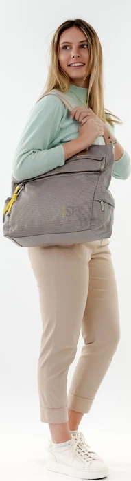 Suri Frey Sports Marry Big Shopper sand