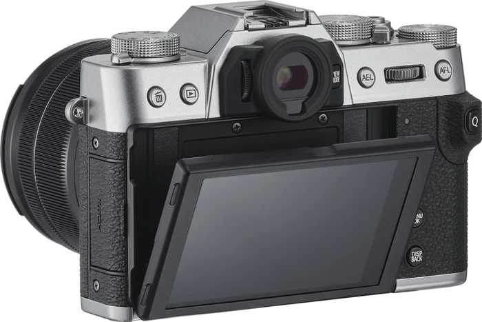 Fujifilm X-T30 silber mit Objektiv Fujinon XF 18-55mm 2.8-4.0 R LM OIS