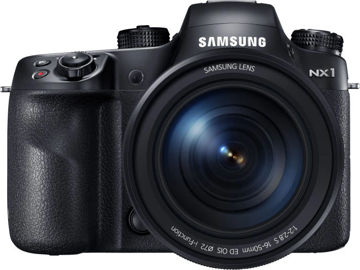 Samsung NX1 mit Objektiv NX 16-50mm 2.0-2.8 S ED OIS i-Function