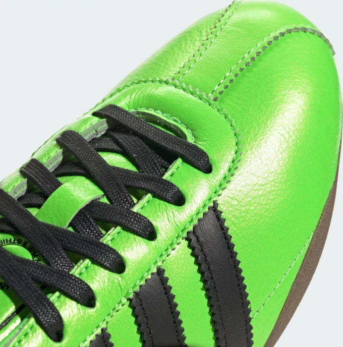 adidas Tokyo solar green/core black/gold metallic (Damen)
