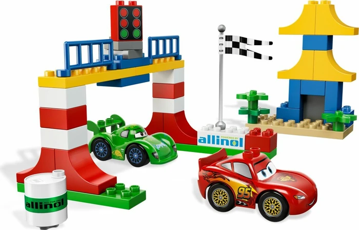 LEGO DUPLO Cars - Rennen in Tokio