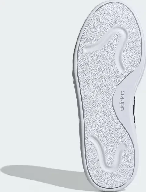 adidas Courtblock cloud white/core black/silver metallic (Damen)
