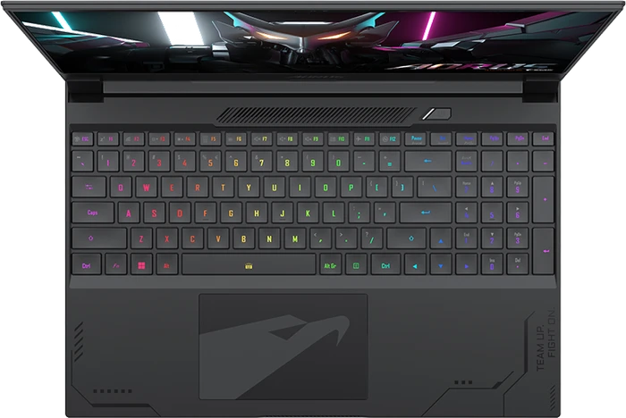 GIGABYTE AORUS 15X, Core i7-13650HX, 16GB RAM, 1TB SSD, GeForce RTX 4070, DE
