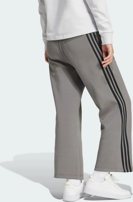 adidas Future Icons 3-Streifen Open Hem Trainingshose lang grey four (Damen)