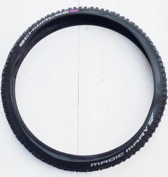 Schwalbe Magic Mary 27.5x2.4" Super Trail Addix Ultra Soft Tubeless-Reifen schwarz