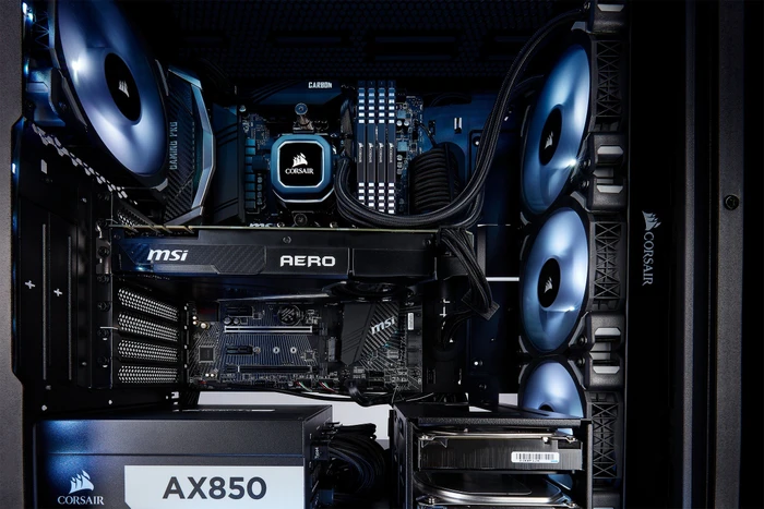 Corsair Carbide Series 275Q schwarz, schallgedämmt