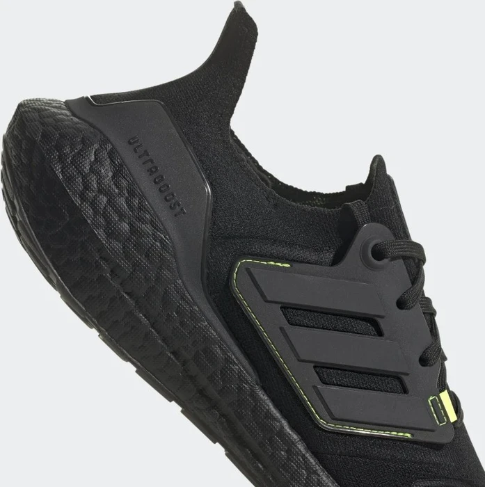 adidas Ultraboost 22 core black/solar yellow (Herren)