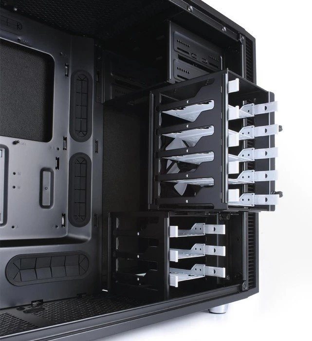 Fractal Design Define R5 Black, schallgedämmt