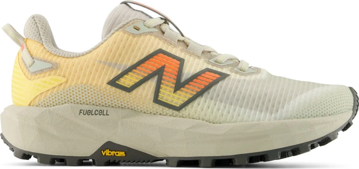 New Balance FuelCell Rebel Trail white peach/timberwolf (Damen)