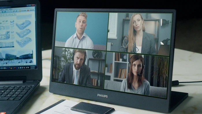 Philips 3000 Series 16B1P3302, 15.6"