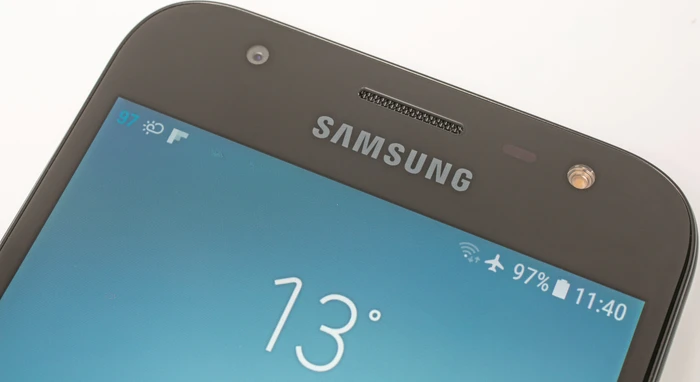 Samsung Galaxy J3 (2017) J330F schwarz