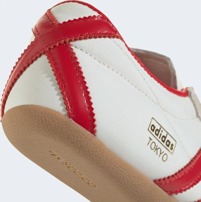 adidas Tokyo off white/better scarlet/gum (Damen)