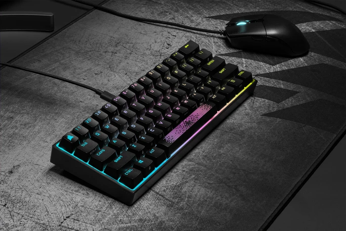 Corsair Gaming K65 RGB Mini, 60%, schwarz, MX SPEED RGB Silver, USB, DE