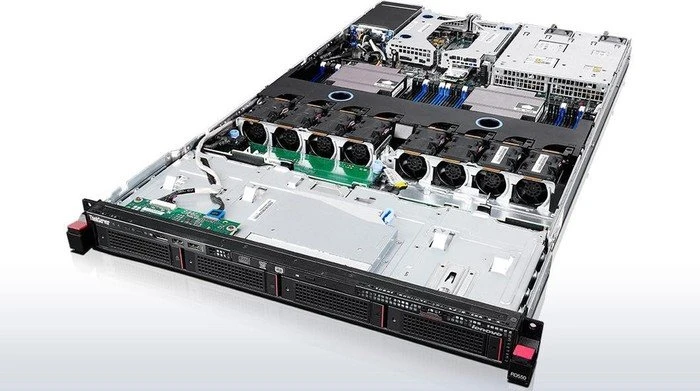 Lenovo ThinkServer RD550, Xeon E5-2620 v3, 8GB RAM, 1HE