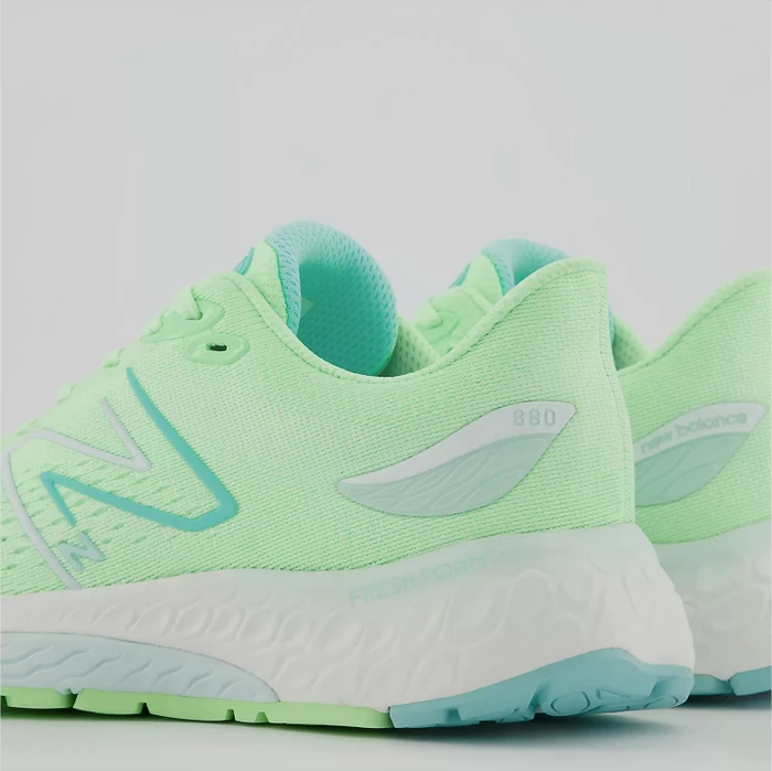 New Balance Fresh Foam X 880v12 vibrant spring glo/light surf/surf (Damen)