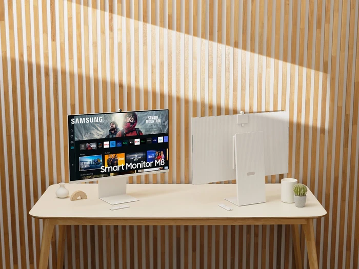 Samsung Smart Monitor M8 M80C Warm White, 27"