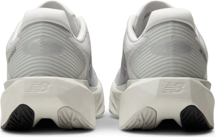 New Balance FuelCell Rebel v5 Grey Days grey matter/silver metallic (Herren)