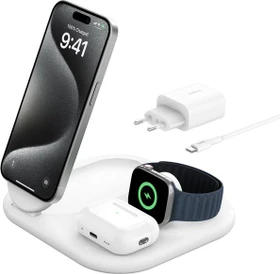 Belkin BoostCharge magnetische kabellose 3-in-1-Ladestation mit Qi2 (15W) weiß