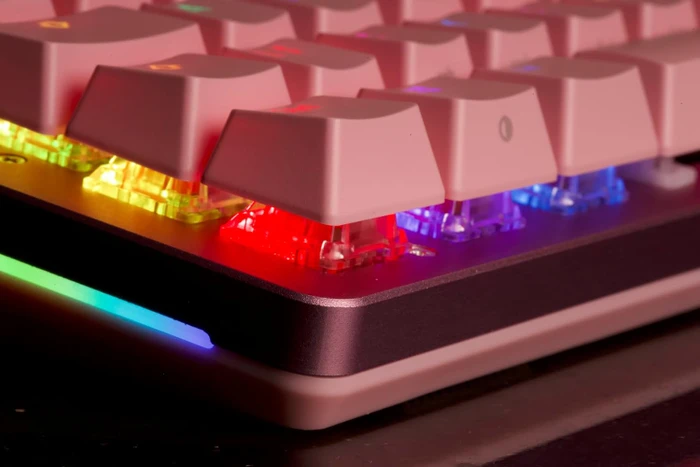 Glorious GMMK 2 Compact, 65%, rosa, LEDs RGB, Glorious Fox Linear, USB, UK