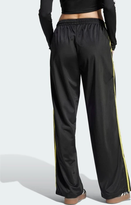 adidas Classic Firebird Loose Trainingshose lang black/pure sulfur (Damen)