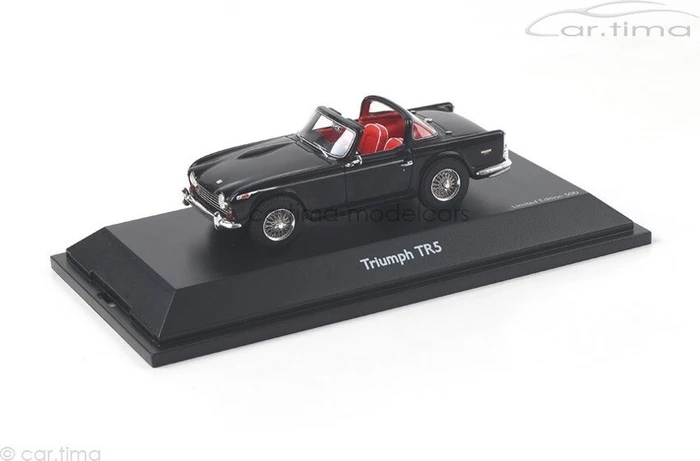 Schuco Triumph TR5 mit geschlossenem Surrey Top rot/schwarz