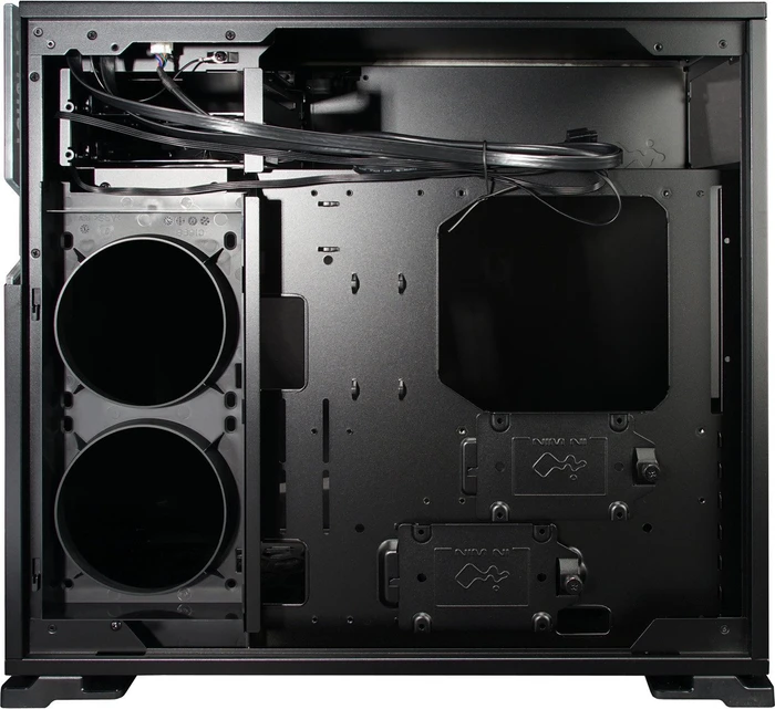 In Win 101 TUF Gaming, Glasfenster