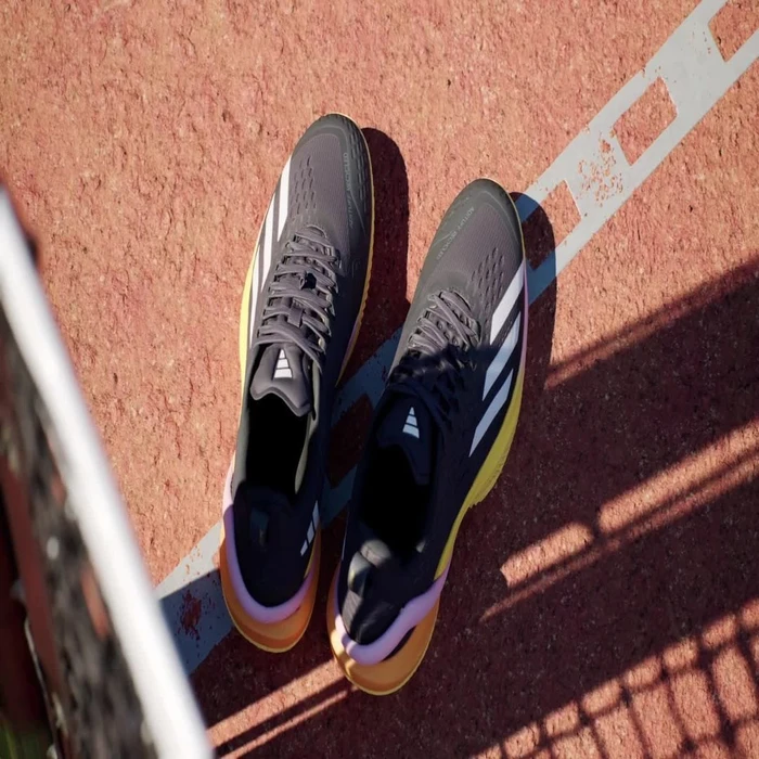 adidas Adizero Cybersonic aurora black/zero metallic/spark