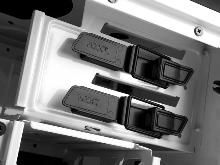 NZXT H630 weiß, schallgedämmt