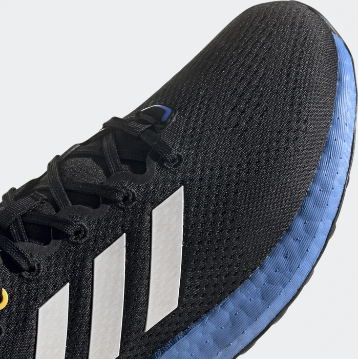 adidas Pureboost 21 core black/cloud white/red (Herren)