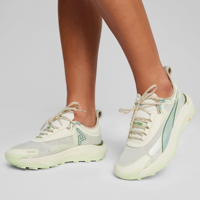 Puma Voyage Nitro 3 sugared almond/turquoise surf/olive green (Damen)