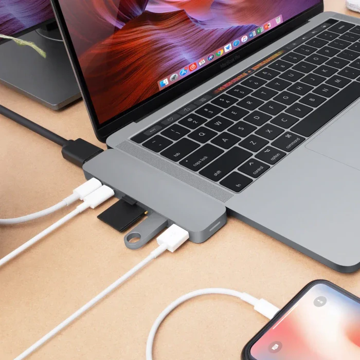 Targus HyperDrive DUO 7-in-2, 2x Thunderbolt 3 [Stecker], grau