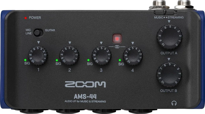 Zoom AMS-44