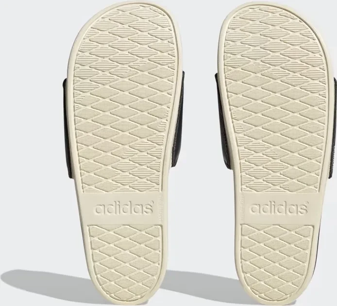 adidas Comfort Adilette core black/ecru tint (Damen)