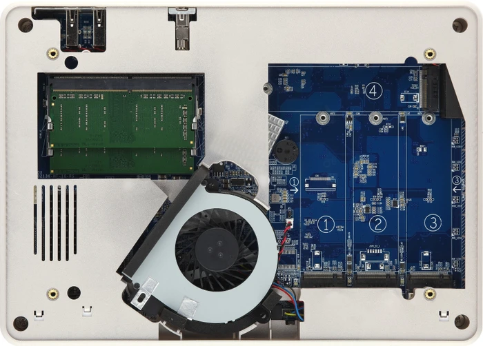 QNAP NASbook TBS-453DX-8G, 8GB RAM, 1x RJ-45 10GBase-T, 1x RJ-45 1000Base-T