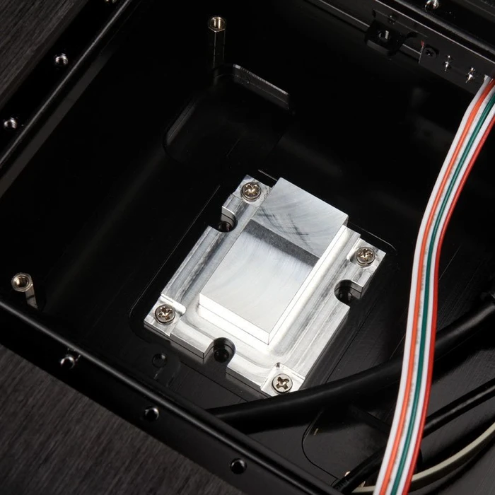 Akasa Pascal MD, OEM