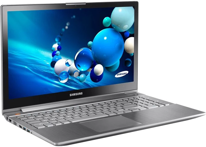 Samsung ATIV Book 8 - 880Z5E, silber, Core i7-3635QM, 8GB RAM, 1TB HDD, Radeon HD 8870M, DE