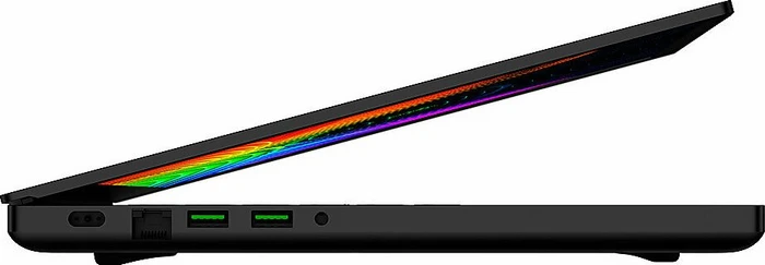 Razer Blade 15 Base Model (2019), Core i7-9750H, 16GB RAM, 256GB SSD, GeForce GTX 1660 Ti, DE