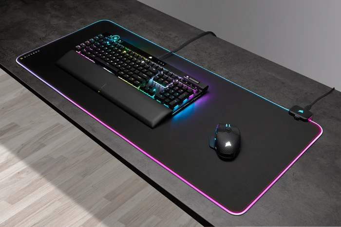 Corsair MM700 RGB Extended Mouse Pad, 930x400mm, schwarz