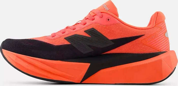 New Balance FuelCell Rebel v5 urgent red/black/silver metallic (Herren)