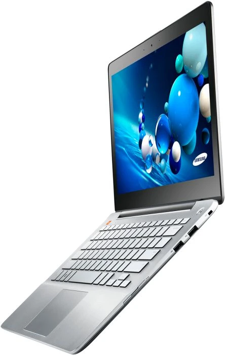 Samsung ATIV Book 7 - 740U3E, silber, Core i5-3337U, 4GB RAM, 128GB SSD, Radeon HD 8570M, DE