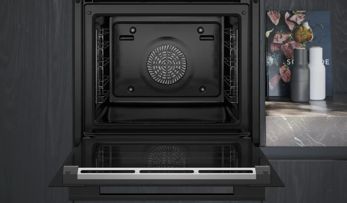 Siemens iQ700 HR776G3B1 Backofen mit Dampfunterstützung