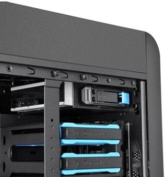 Thermaltake Core V71, Acrylfenster