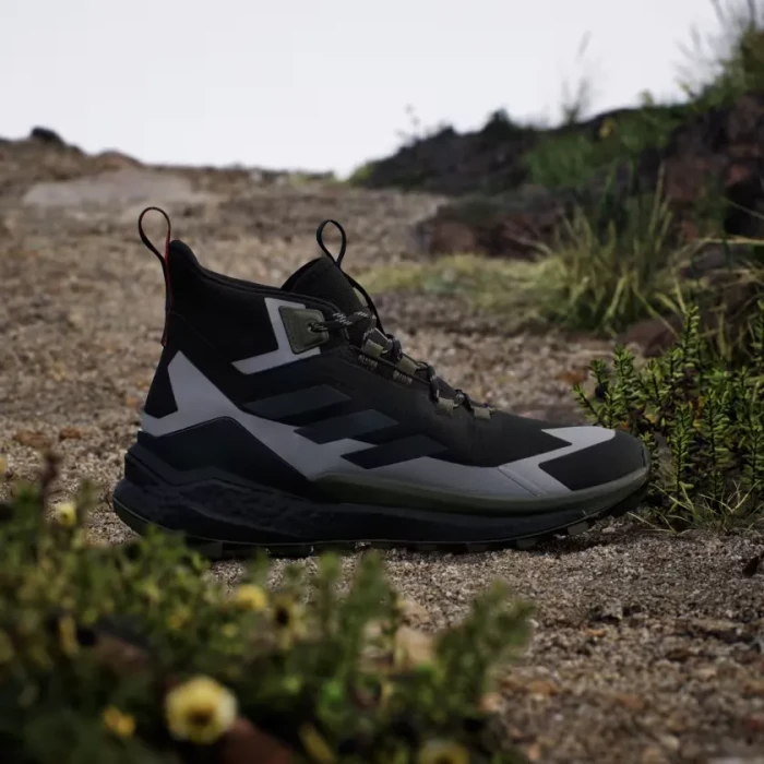 adidas Terrex Free Hiker 2.0 GTX core black/carbon/olive strata (Herren)