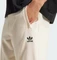 adidas Essentials Trefoil Shorts wonder white (Herren) Vorschaubild