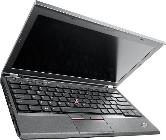 Lenovo ThinkPad X230, Core i5-3230M, 4GB RAM, 500GB HDD, DE