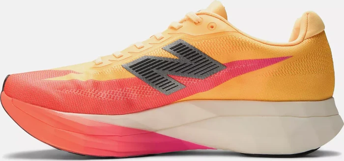 New Balance FuelCell SuperComp Elite v5 tangerine heat/white peach/pink heat (Herren)