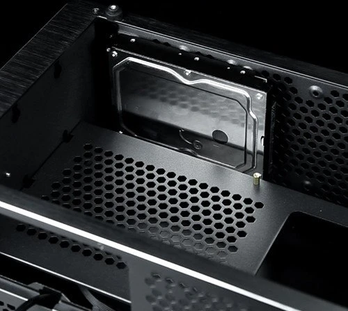 Raijintek Ophion, schwarz, Glasfenster, Mini-ITX