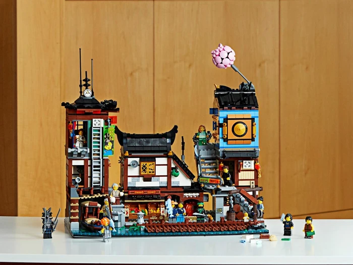 LEGO The Ninjago Movie - Ninjago City Hafen