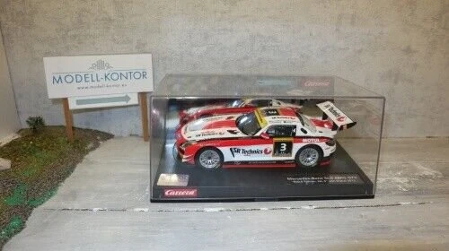 Carrera Digital 124 Mercedes SLS AMG GT3 Black Falcon No.3 24h Dubai 2012