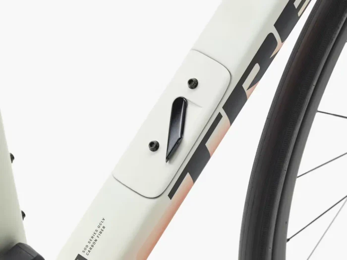 Trek Domane SL 6 Gen 4 era white/glowstick/coral fade Modell 2026